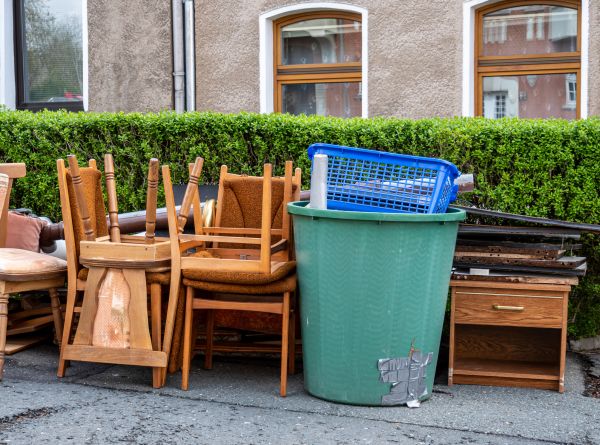 Chair Disposal Service in Ormond Beach